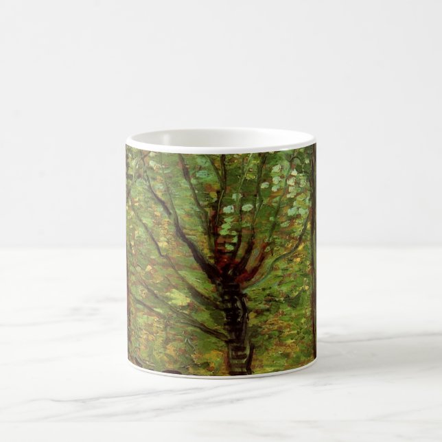 Taza De Café Árboles y subcrecimiento por Vincent van Gogh (Centro)