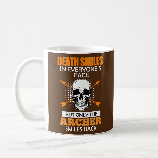 Taza De Café Archer sonríe con tiro al arco (Izquierda)