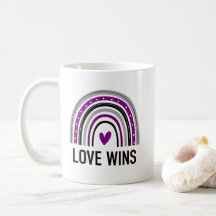 Arcoíris Asexual el Amor Gana