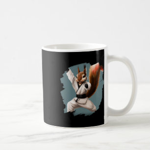Taza De Café Ardilla haciendo patada de karate artes marciales 