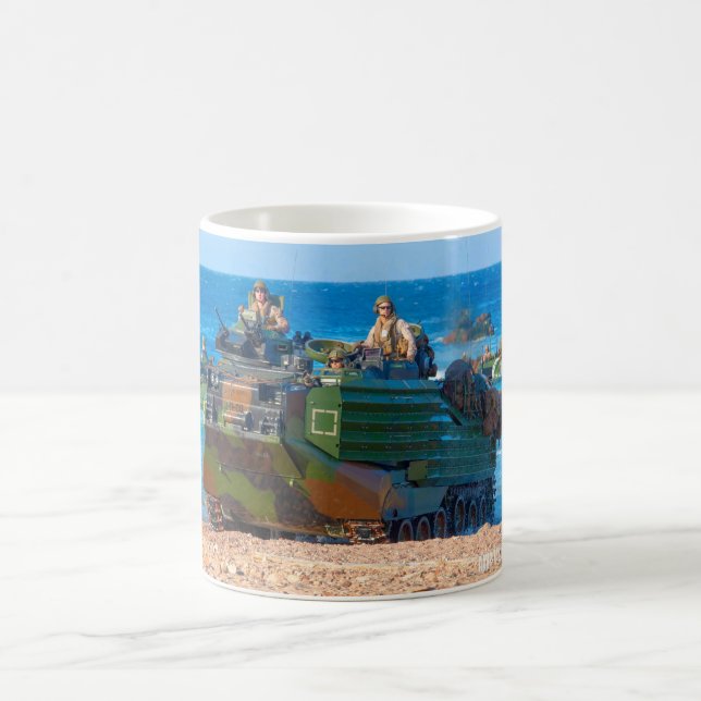Taza De Café ARMOR DE PLAYA - Vehículo anfibio de asalto (Centro)