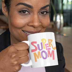 Taza De Café Arte de Palabras de Super Mamá Divertida y Colorid