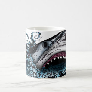 Taza De Café Arte digital de tiburón feroz atacando en el océan