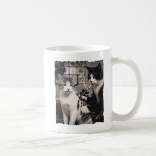 Taza De Café Artista de tatuajes divertido gato fumando cigarri