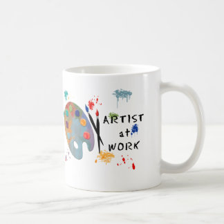 Taza De Café Artista en el trabajo