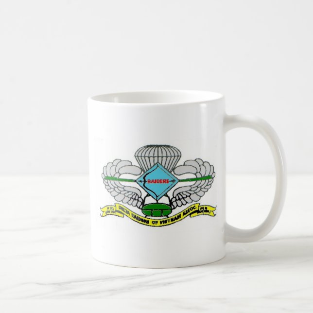 TAZA DE CAFÉ ASALTANTES ENTRENADOS PARA LA LUCHA CUERPO A (Derecha)