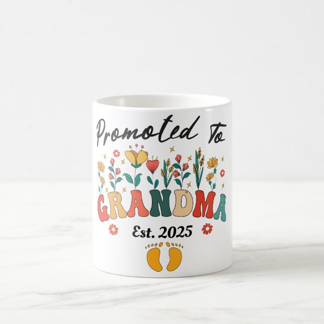 Taza De Café Ascendido a la abuela est. Abuelos BabyMug 2024 (Centro)
