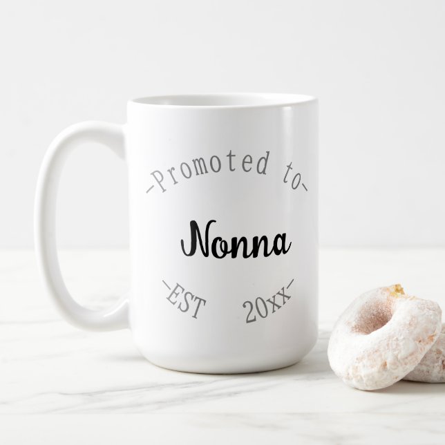 Taza De Café Ascendido a Nonna (Con donut)
