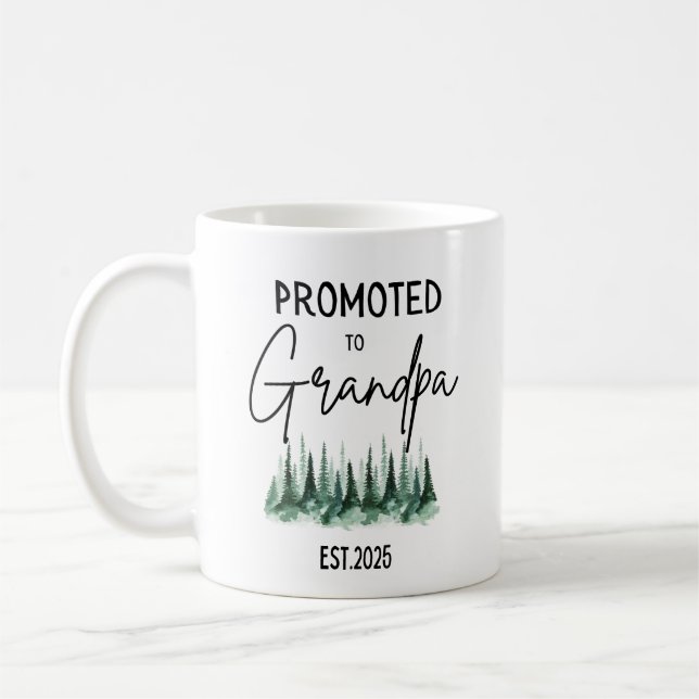 Taza De Café Ascendido Al Abuelo Mug 2025, Abuelo Mug Est 2025 (Izquierda)