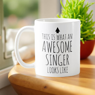 Taza De Café Así es como se ve una cantante alucinante