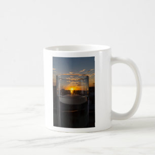 Taza De Café Atardecer con luz de velas