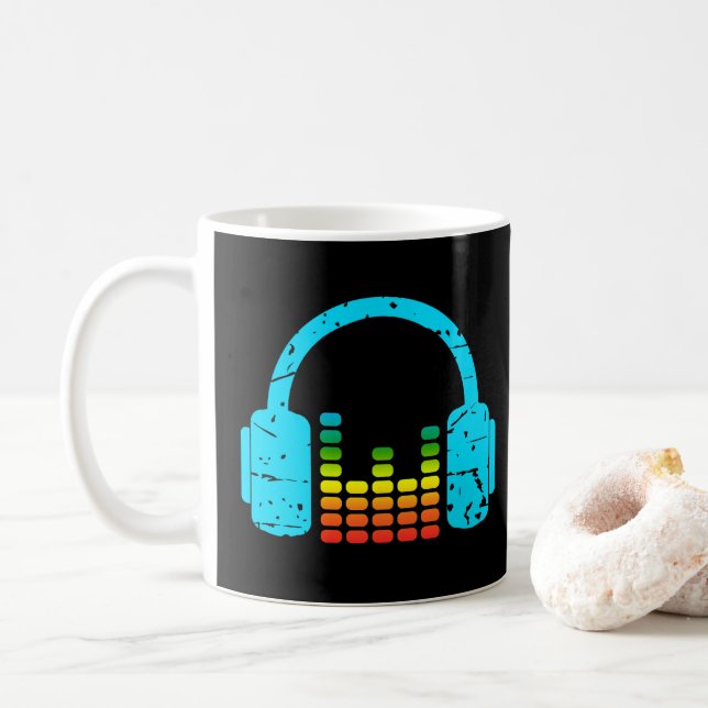 Taza De Café Auriculares Y Audiófilo De Equipamiento De Energía (Con donut)