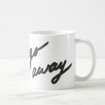 Taza De Café Ausente | Mugre antisocial<br><div class="desc">Un diseño estrafalario,  digitalmente con letras a mano para personas no matutinas,  introvertidos,  socialmente ansiosos,  y aquellos con un encantador e inapropiado sentido del humor. www.RiveGaucheCraft.com</div>