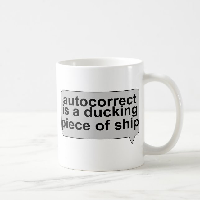 Taza De Café Autocorrect estúpido (Derecha)