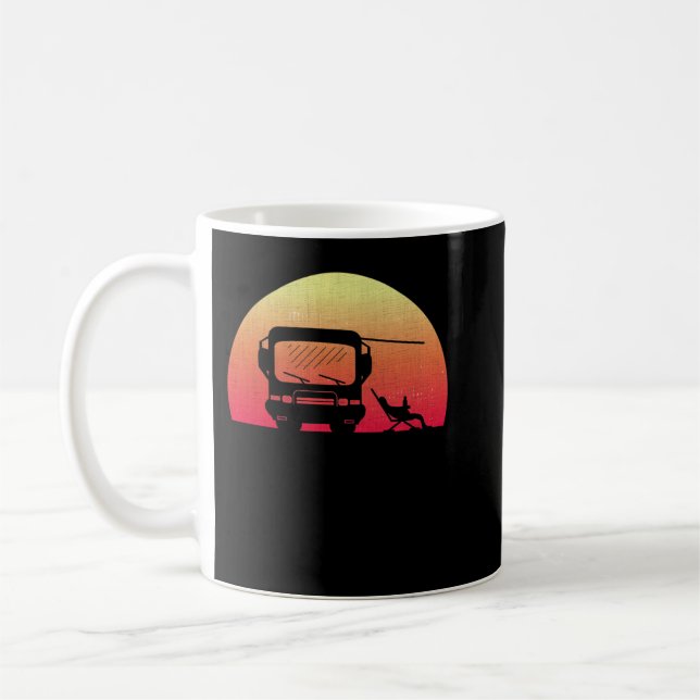 Taza De Café Autophome clásica al atardecer con dueño sentado (Izquierda)