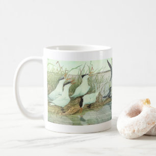 Taza De Café Aves costeras vintage en una marisma de Louis Fuer