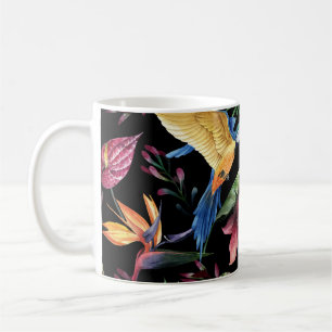 Taza De Café Aves tropicales, flores: patrón de acuarela.