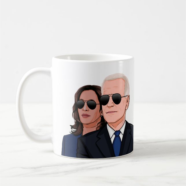Taza De Café Aviadores Joe y Kamala (Izquierda)