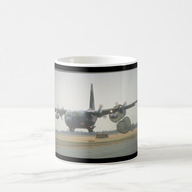 Taza De Café Aviones cargo_Military de C-130 Hércules LAPES (Centro)