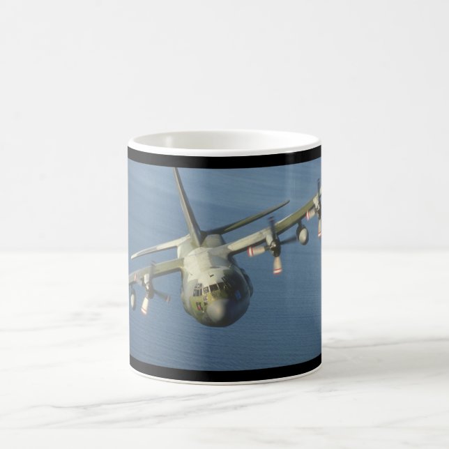 Taza De Café Aviones de C-130 Hércules Transport_Military (Centro)