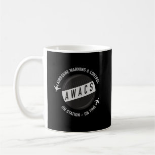 Taza De Café AWACS en la estación el tiempo