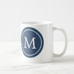 Taza De Café Azul marino - Monograma blanco Mug cerámico<br><div class="desc">Diseño de monograma azul marino y blanco que es a la vez clásico y elegante.</div>