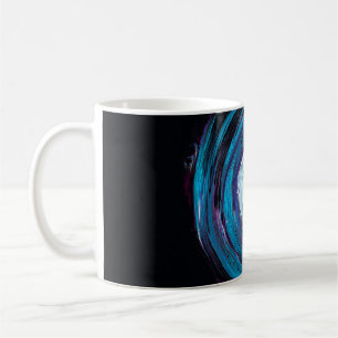 TAZA DE CAFÉ AZUL Y ILUSTRACION ABSTRACTO NEGRO