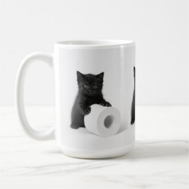 Taza De Café Baby Black Kitten Guarding Toilet Paper Roll On