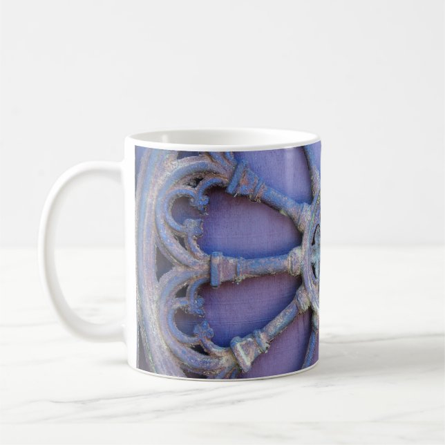 Taza De Café Background with decorative fragment (ancient doors (Izquierda)