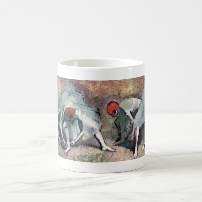 Taza De Café Bailarinas atando sus zapatos, Edgar Degas (Centro)
