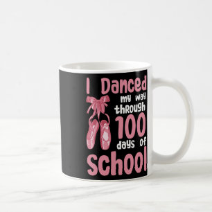 Taza De Café Bailé A Través De 100 Días De La Escuela De Bailar
