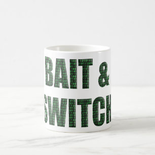 Taza De Café “Bait and Switch” con una superposición de código 