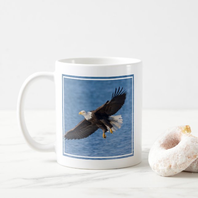 Taza De Café Bald eagle in flight (Con donut)