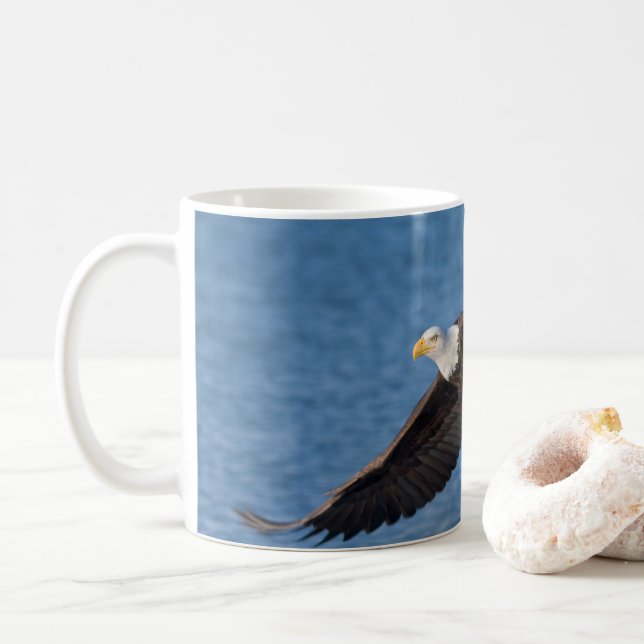 Taza De Café Bald eagle in flight (Con donut)