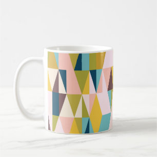 Taza De Café Baldosas triangulares coloridas, fondo vintage.