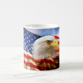 Taza De Café Bandera americana con Eagle calvo