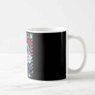 Taza De Café Bandera De Los Ee.Uu. Enfrentar A Chica De Control