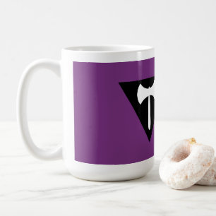 Taza De Café Bandera del Orgullo Lesbiana Hacha Púrpura