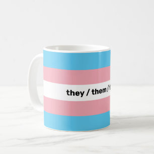 Taza De Café Bandera del orgullo transgénero LGBTQI+ con prono