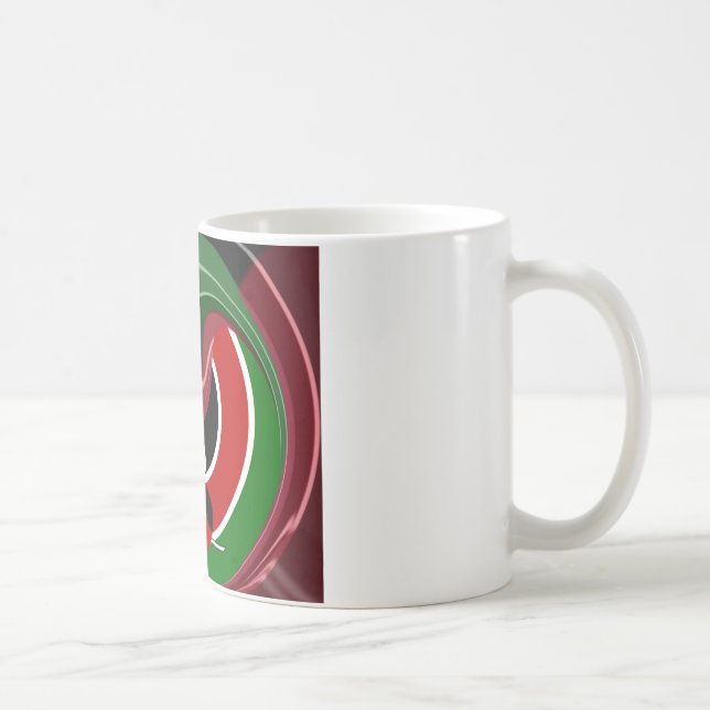 Taza De Café Bandera keniana fluida: Un diseño moderno (Derecha)