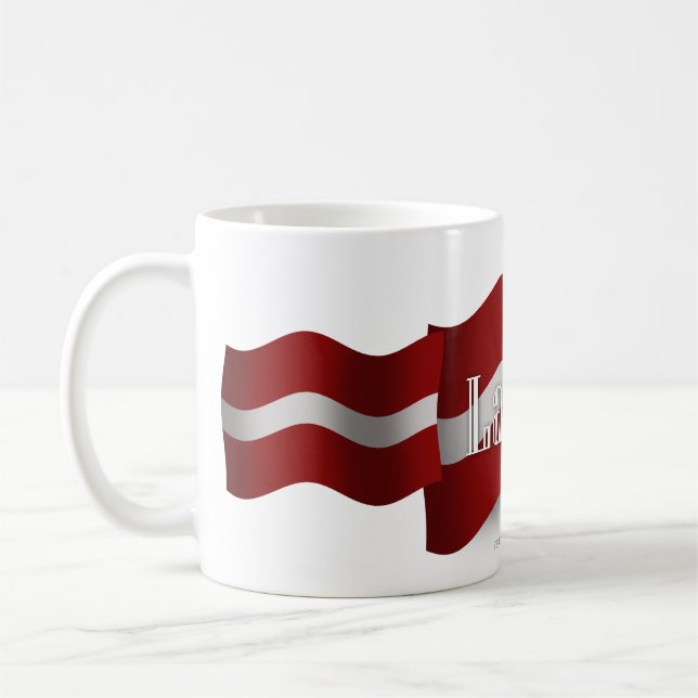Taza De Café Bandera que agita de Letonia (Izquierda)