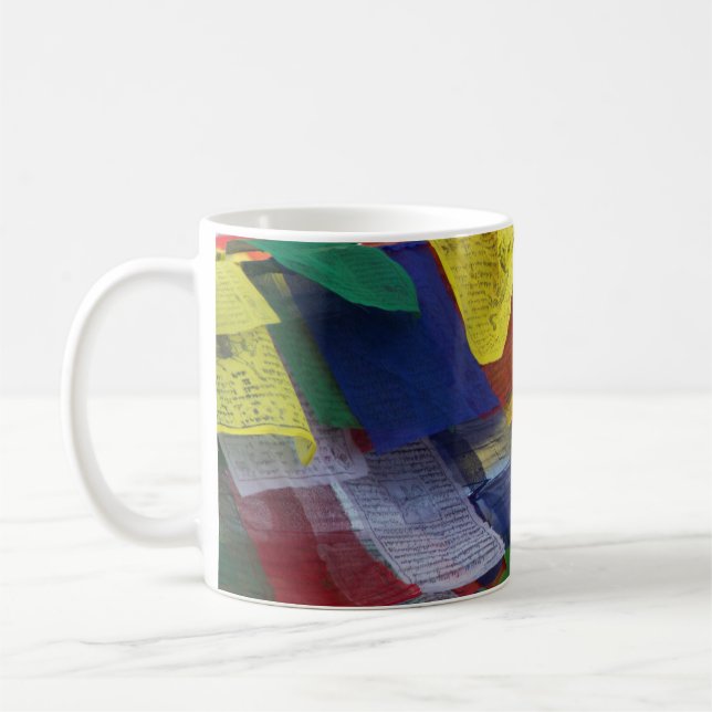 Taza De Café Banderas tibetanas del rezo en Boudhanath Stupa (Izquierda)