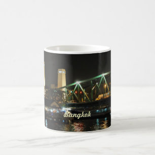 Taza De Café Bangkok de noche viaje
