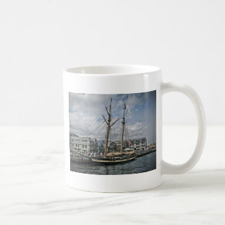 Taza De Café Barco alto en Halifax