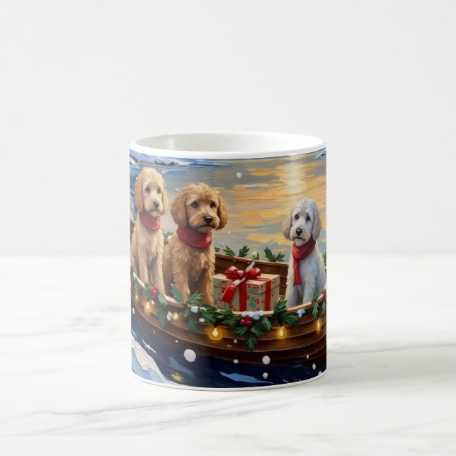 Taza De Café Barco de Navidad de Caniche Fiesta (Centro)