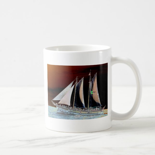 Taza De Café Barcos bajo vela (Derecha)