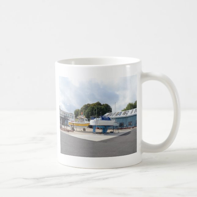 Taza De Café Barcos en seco (Derecha)