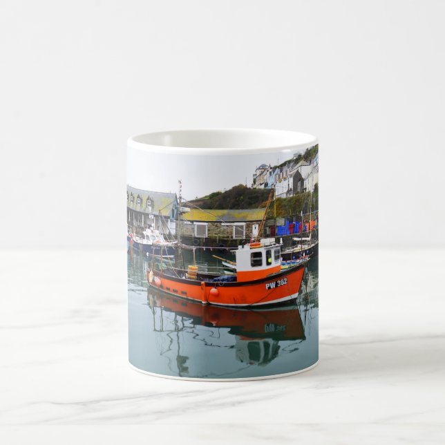 Taza De Café Barcos pesqueros en el puerto de Mevagissey (Centro)