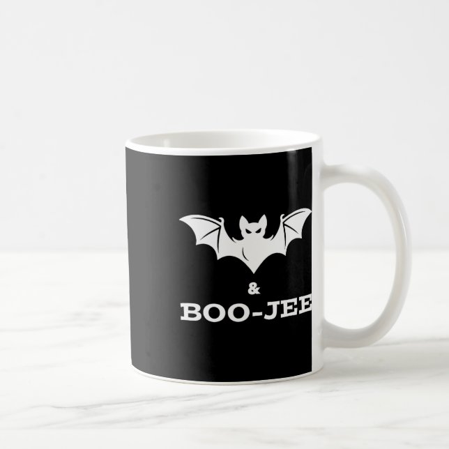 Taza De Café Bat Y Boo-jee Boujee Halloween Rastreo De Disfrace (Derecha)