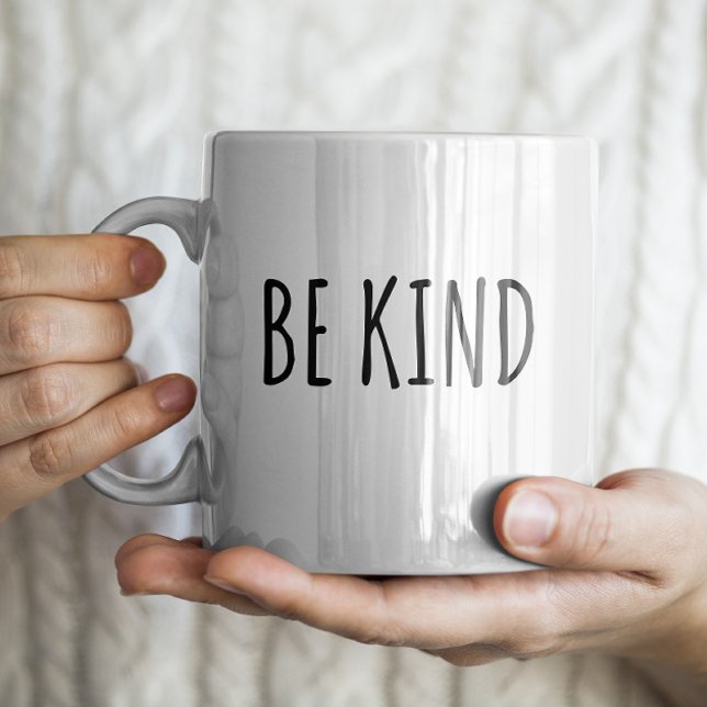 Taza De Café "Be Kind" Sencilla y moderna granja (Subido por el creador)